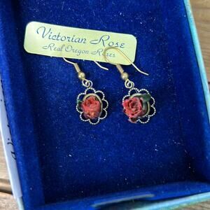 Vintage 80s real rose dangle earrings from Oregon NIB